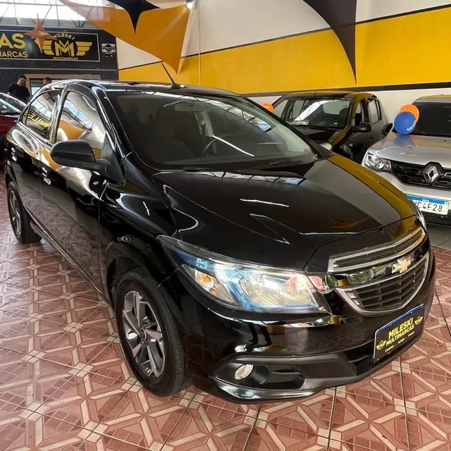 Carro Chevrolet Onix 2015 1.4 Effect SPE/4