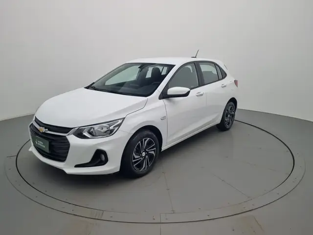 Carro Chevrolet Onix Plus 2024 LT 1.0
