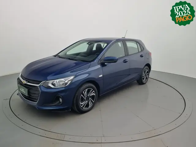 Carro Chevrolet Onix Plus 2024 LT 1.0