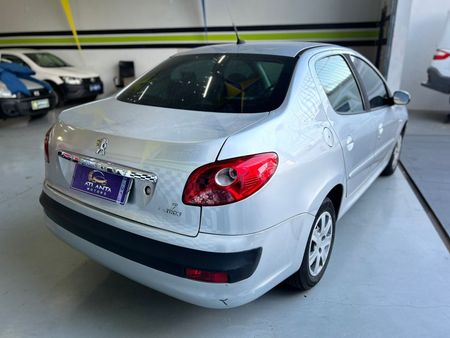 207 Sedan 207 Passion XR 1.4 8V (flex)