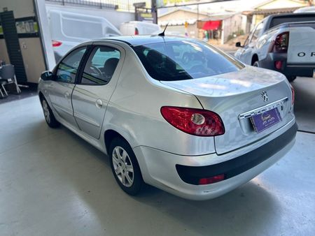207 Sedan 207 Passion XR 1.4 8V (flex)