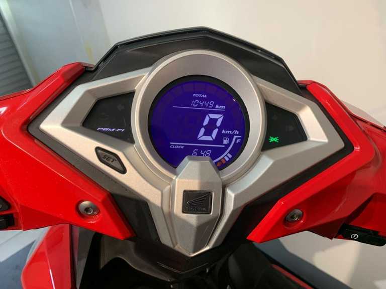 alt=