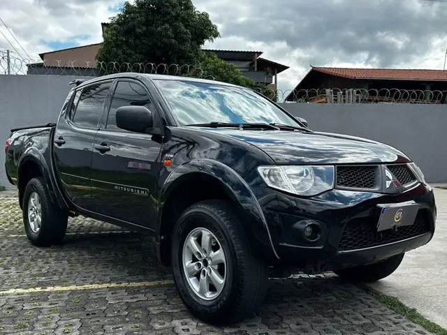 Carro Mitsubishi L200 Triton Sport 2012 3.2 DI-D 4x4