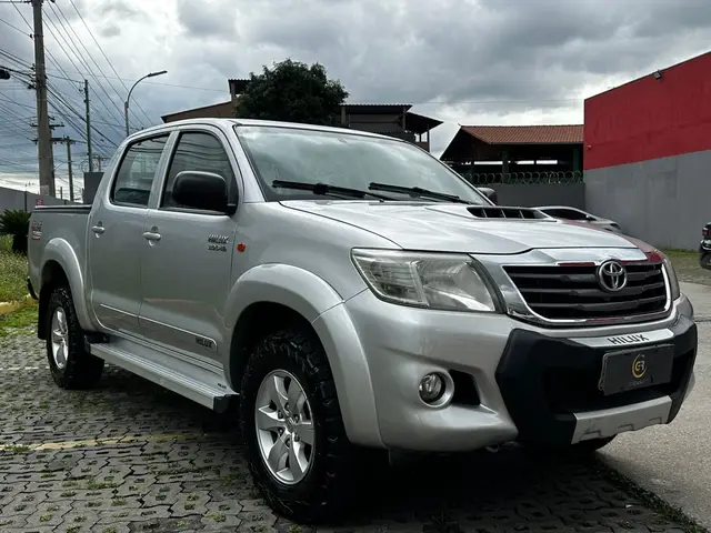 Carro Toyota Hilux Cabine Dupla 2014 Hilux 3.0 TDI 4x4 CD SR (Aut)