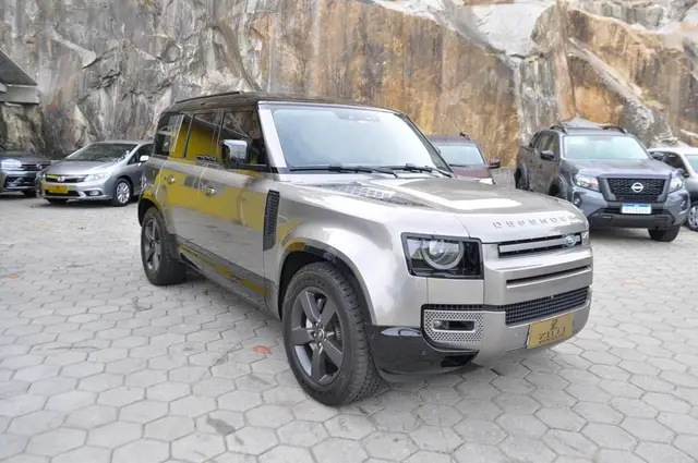 Carro Land Rover Defender 2024 110 X-Dynamic HSE 3.0 Turbodiesel (Aut.) (Híb.)