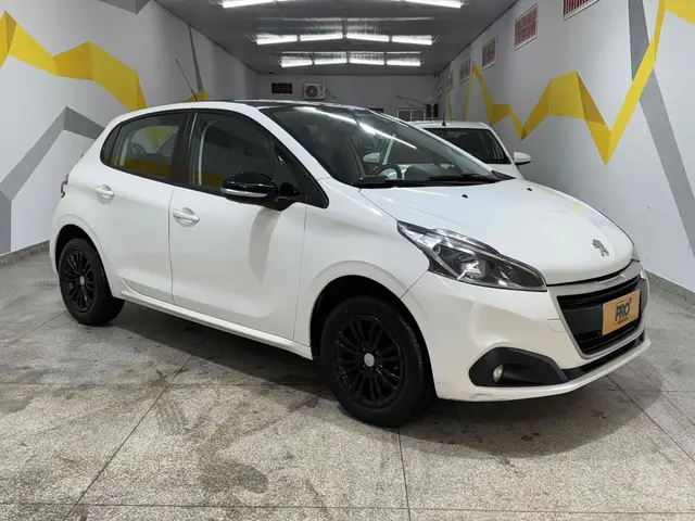 Carro Peugeot 208 2017 Active Pack 1.2 12V (Flex)