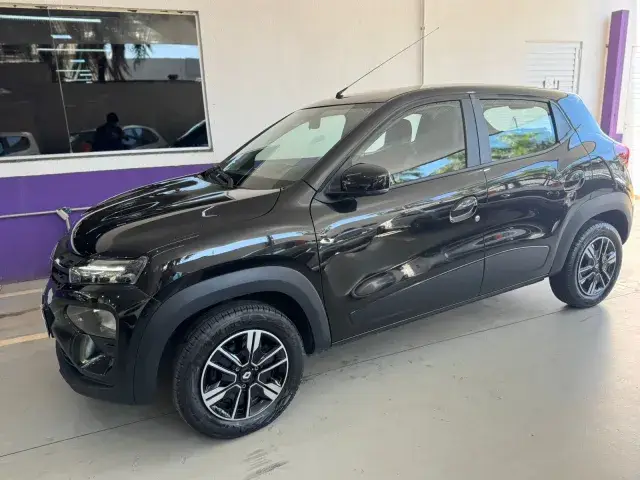 Carro Renault Kwid 2025 Intense 1.0 12v SCe (Flex)