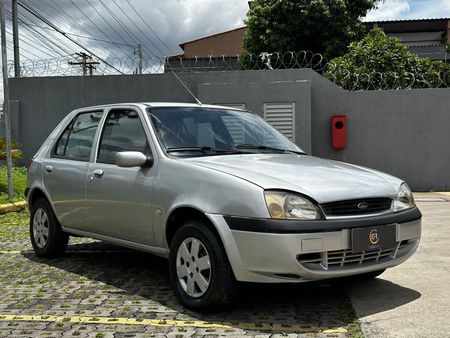 Fiesta Hatch Street 1.0 MPi
