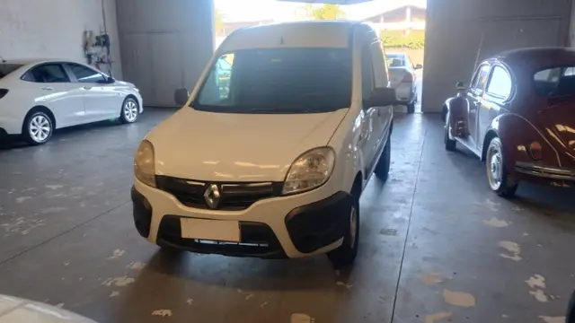 Carro Renault Kangoo Express 2015 1.6 16V (Flex)