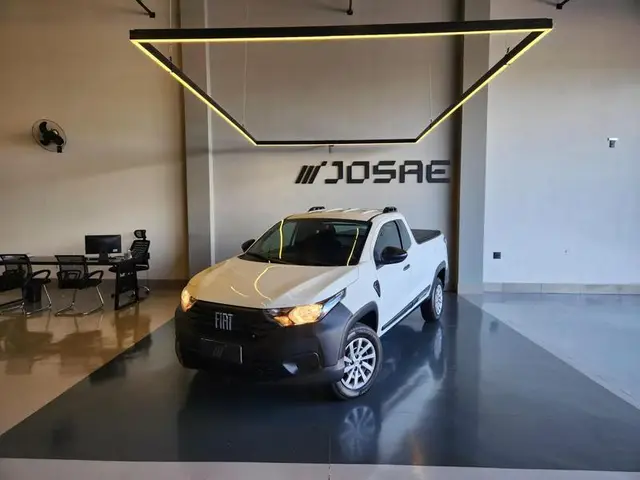 Carro Fiat Strada 2023 Endurance 1.4 Cabine Plus (Flex)
