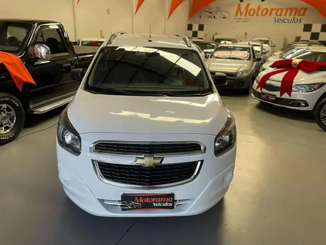Carro Chevrolet Spin 2018 LT 5S 1.8 (Flex)