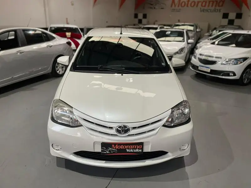 Toyota Etios X 1.3 (Flex)