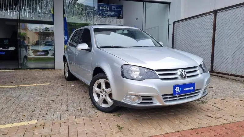 Volkswagen Golf Sportline 1.6 (Flex)