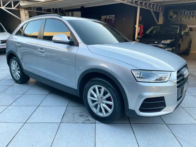 Carro Audi Q3 2017 1.4 TFSI Ambiente S Tronic