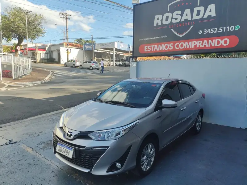 Toyota Yaris Sedan 1.5 XLS CVT (Flex)