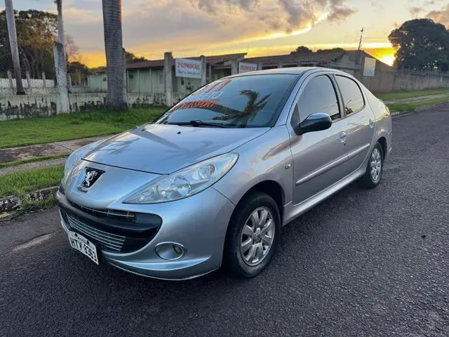 Carro Peugeot 207 Sedan 2011 207 Passion XR Sport 1.4 8V (flex)