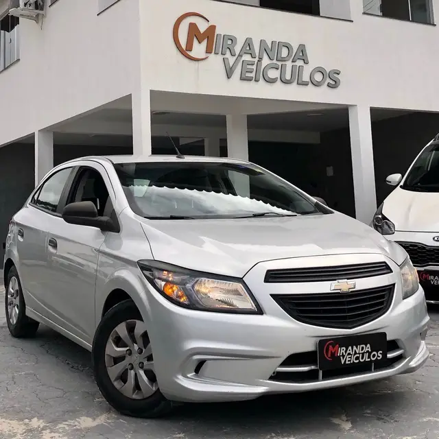 Carro Chevrolet Onix 2019 1.0 Joy SPE/4
