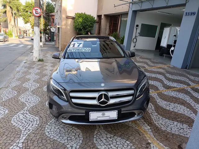 Carro Mercedes-Benz GLA 200 2017 GLA 200 1.6 Enduro