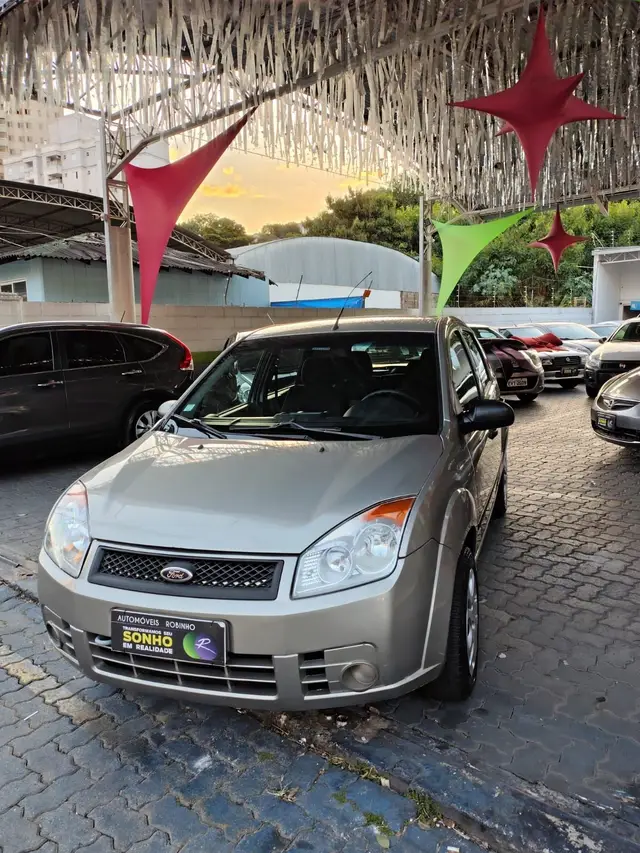 Carro Ford Fiesta Hatch 2008 1.0 (Flex)