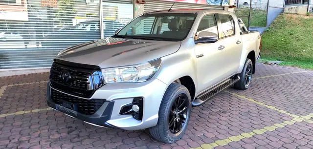 Carro Toyota Hilux Cabine Dupla 2020 Hilux 2.8 TDI SRV CD 4x4 (Aut)