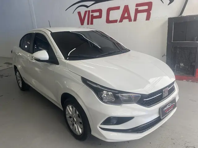 Carro Fiat Cronos 2022 Drive 1.3
