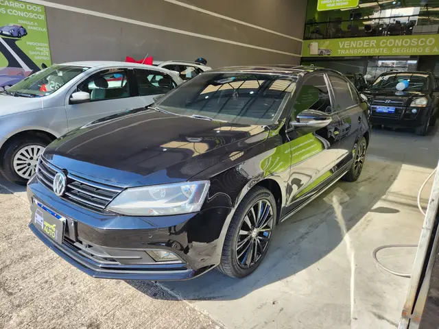 Carro Volkswagen Jetta 2016 2.0 Comfortline Tiptronic (Flex)