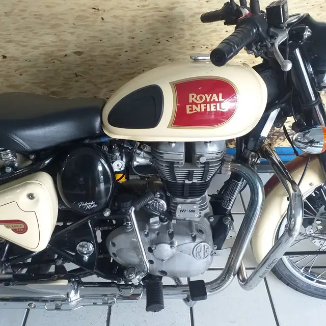 Carro Royal Enfield Bullet 500 2018 Classic