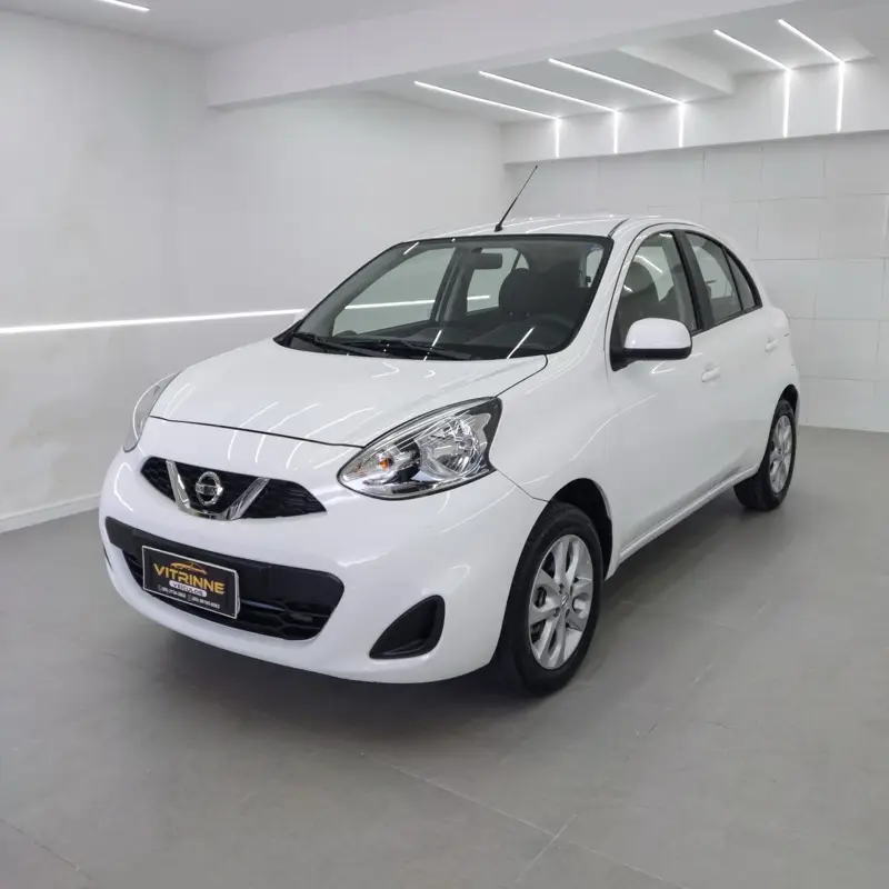 Nissan March 1.0 12V SV (Flex)