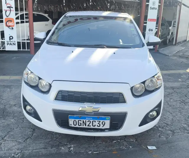 Carro Chevrolet Sonic 2012 Hatch LTZ (Aut)
