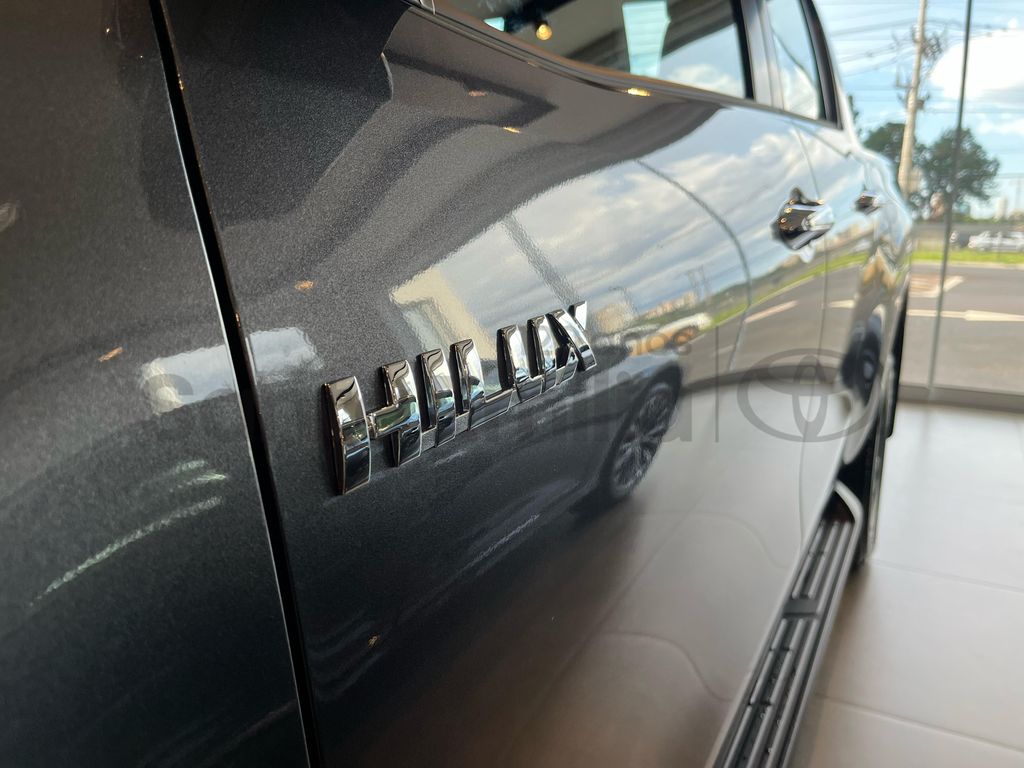 Hilux Cabine Dupla SRV 4x4 2.8 Diesel