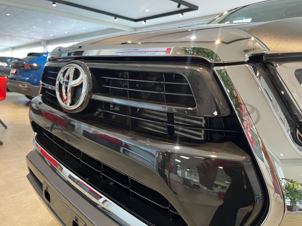 Hilux Cabine Dupla SRV 4x4 2.8 Diesel