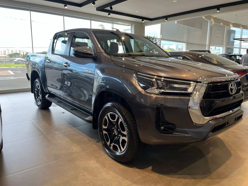 Hilux Cabine Dupla SRV 4x4 2.8 Diesel