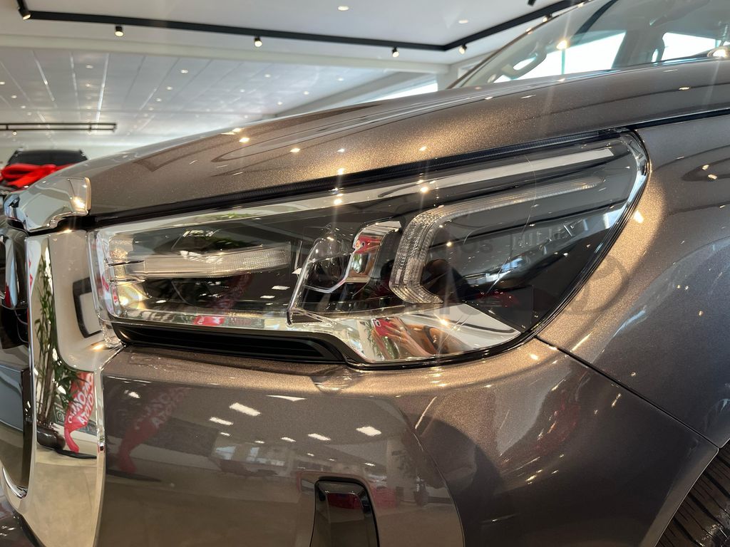 Hilux Cabine Dupla SRV 4x4 2.8 Diesel