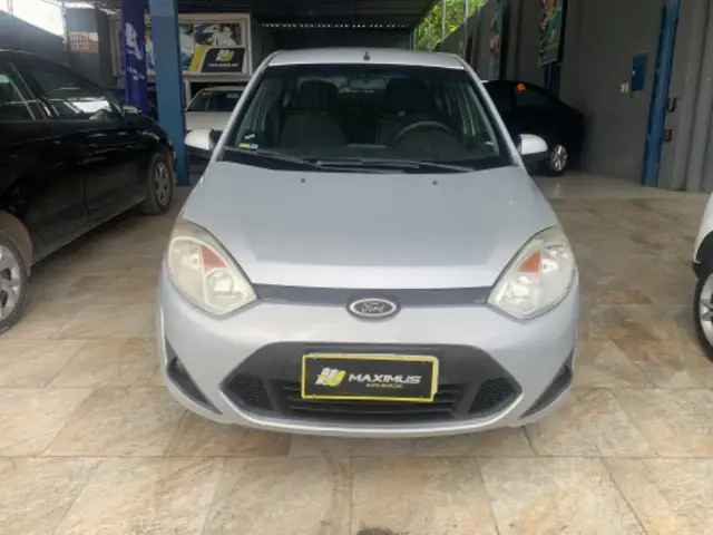Carro Ford Fiesta Sedan 2014 SE 1.6 Rocam (Flex)