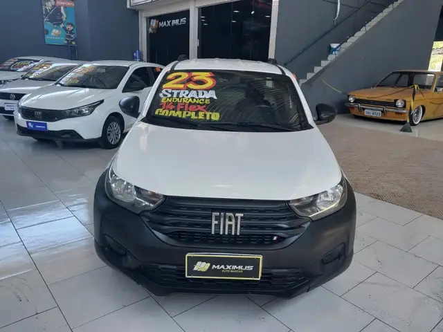 Carro Fiat Strada 2023 Endurance 1.4 Cabine Plus (Flex)