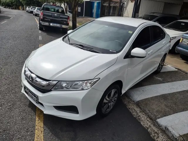 Carro Honda City 2017 LX 1.5 CVT (Flex)