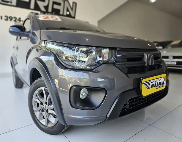 Carro Fiat Mobi 2025 Trekking 1.0