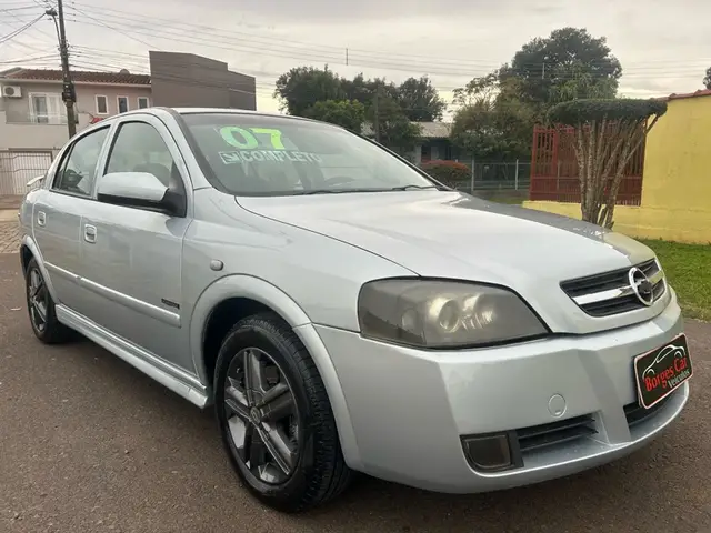 Carro Chevrolet Astra Hatch 2007 Advantage 2.0 (Flex)