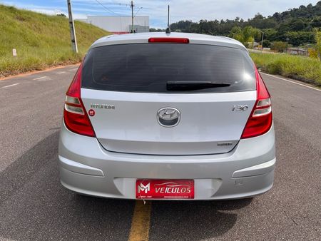 i30 GLS 2.0 16V