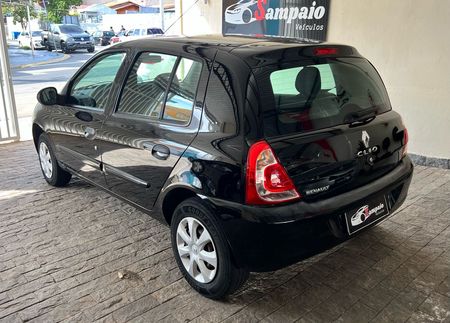 Clio Hatch. RN 1.0 16V