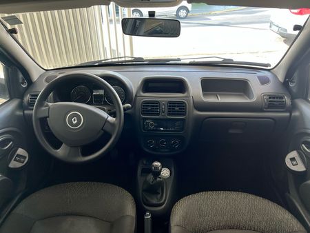 Clio Hatch. RN 1.0 16V