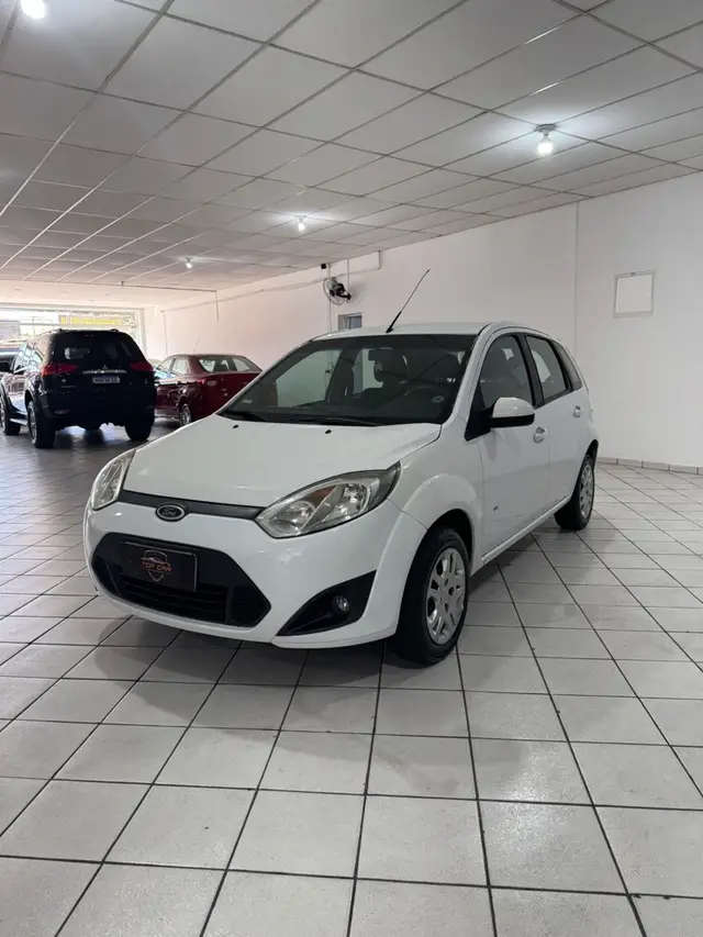 Carro Ford Fiesta Hatch 2014 S Rocam 1.0 (Flex)