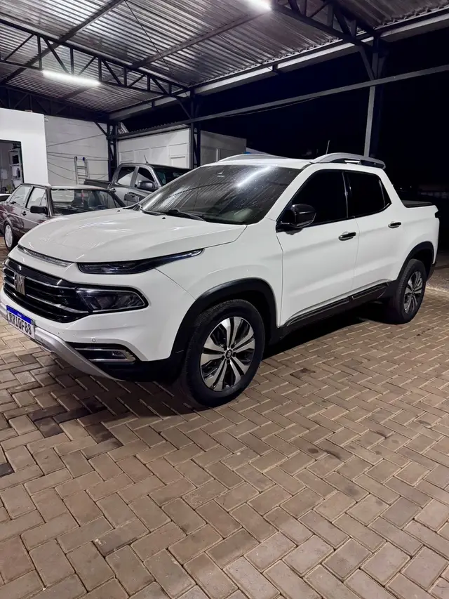 Carro Fiat Toro 2022 Volcano 1.3