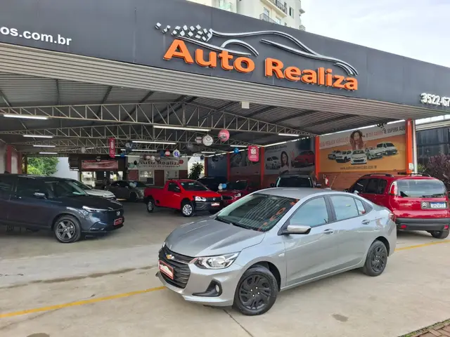 Carro Chevrolet Onix Plus 2024 LT 1.0