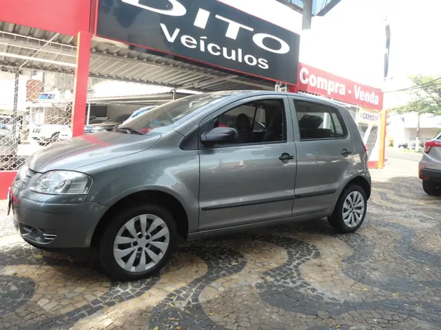 Carro Volkswagen Fox 2007 1.0 8V (Flex)