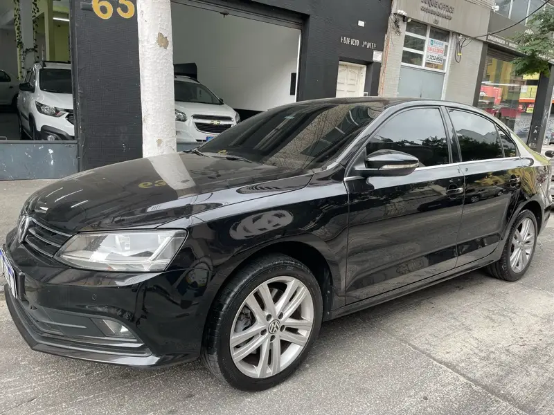 Volkswagen Jetta 2.0 TSI Highline DSG