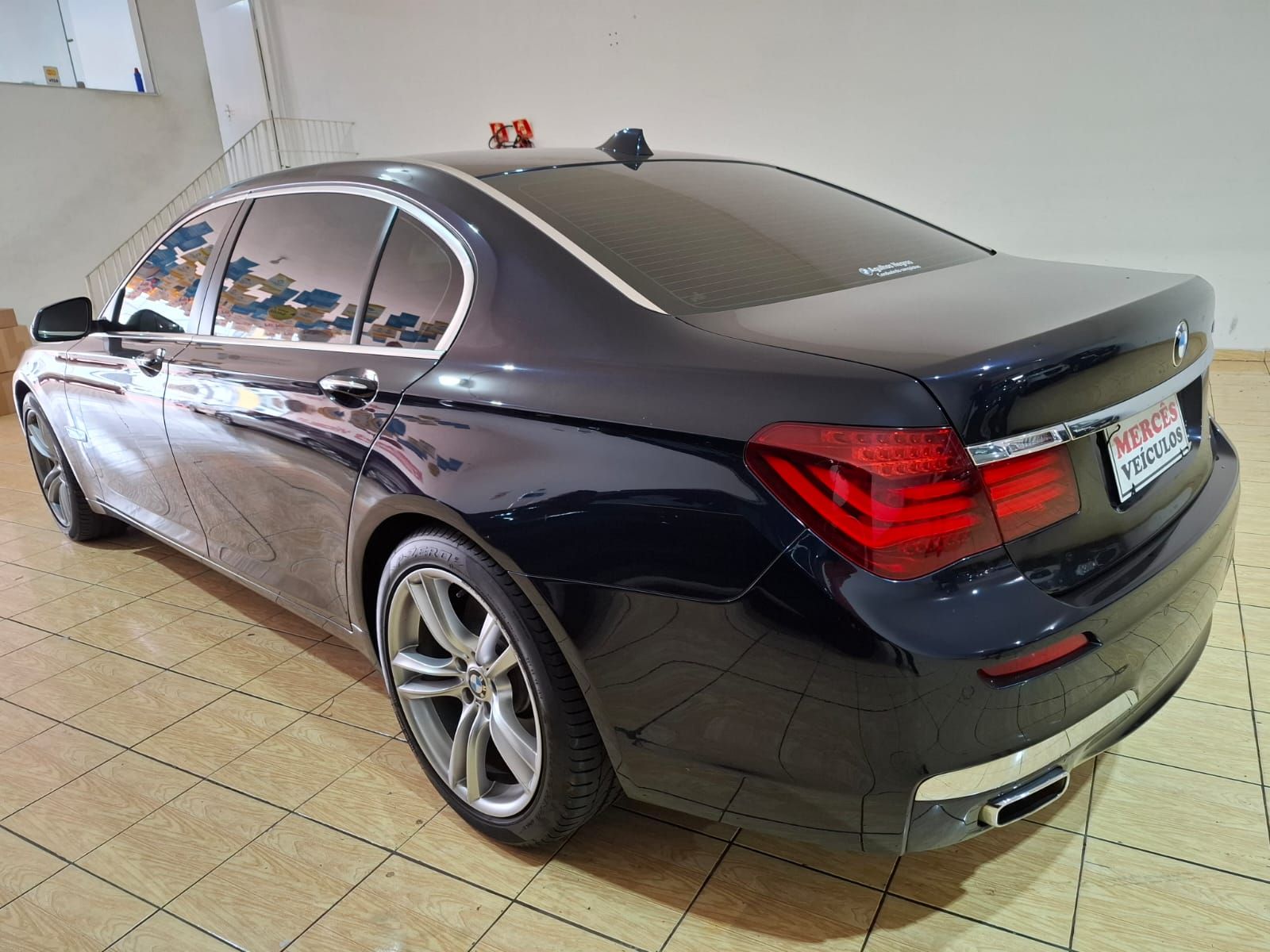 BMW 750i