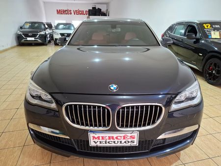750i 750i M Sport Sedan 4.4 V8 450cv Aut.