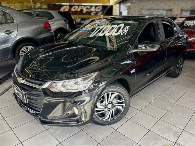 Carro Chevrolet Onix Plus 2024 LT 1.0