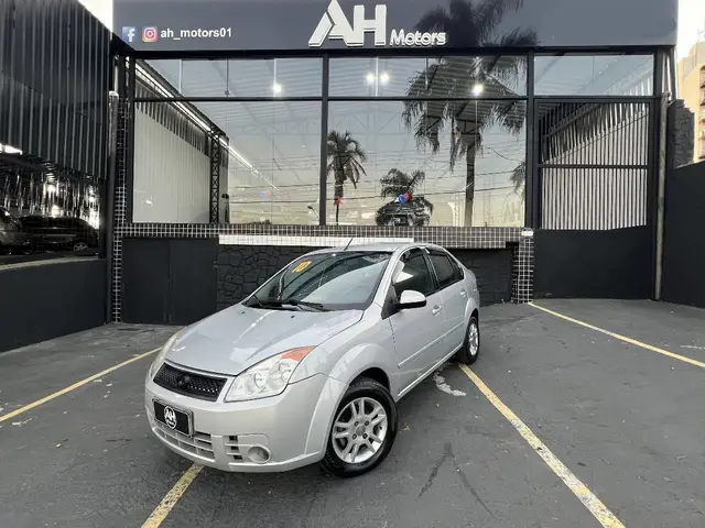Carro Ford Fiesta Sedan 2010 1.6 (Flex)